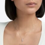 prilákať prívesok trilógie okrúhly výbrus, biely, rhodiovaný B8ZNT173 Swarovski šperky - Image 2