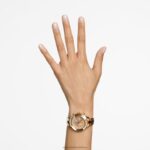 športové hodinky octea lux švajčiarska výroba, kovový náramok, hnedá, zlatá povrchová úprava B8ZNT1149 Swarovski príslušenstvo - Image 2