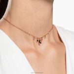 symbolický náhrdelník mesiac a hviezda, čierne, pozlátené ružovým zlatom B8ZNT29 Swarovski šperky - Image 2